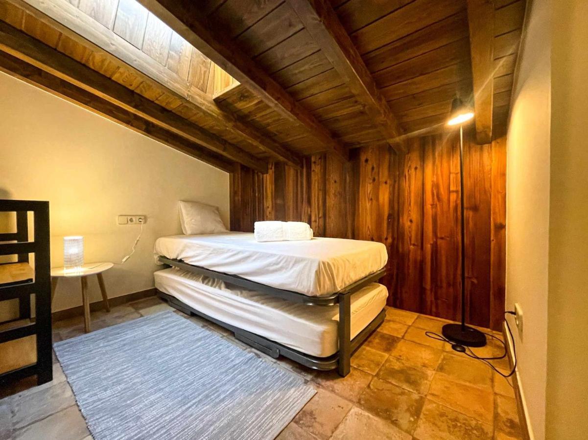 Puigcerda Cal Gatesques 4 Apartment Exterior photo